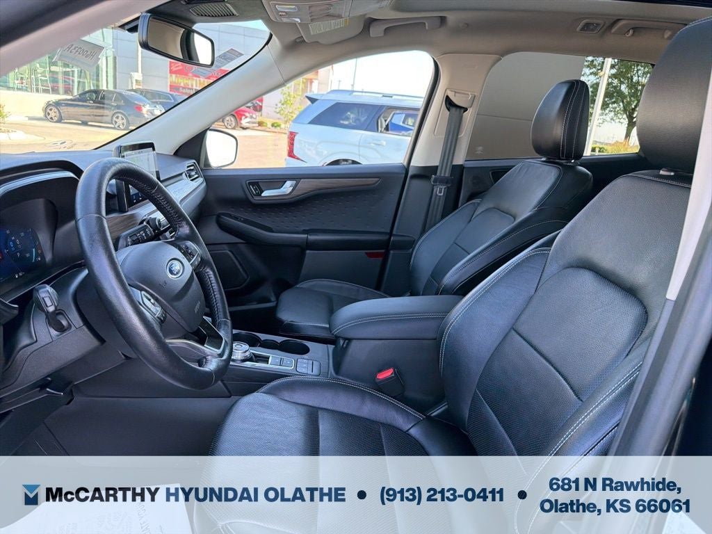 2020 Ford Escape Hybrid Titanium