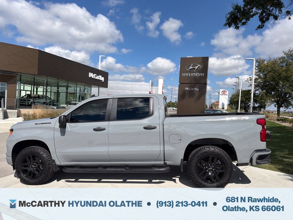 2024 Chevrolet Silverado 1500 Custom