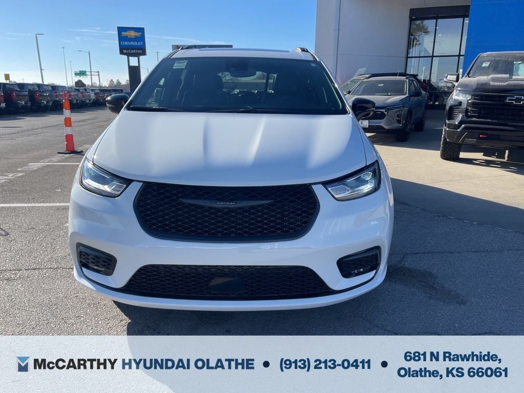 2025 Chrysler Pacifica Limited