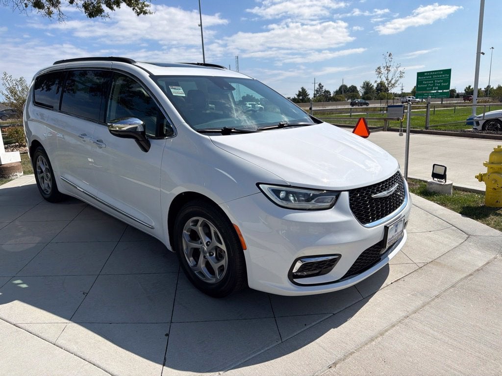 2023 Chrysler Pacifica Limited