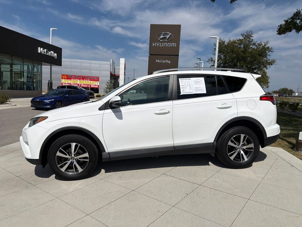 2017 Toyota RAV4 XLE