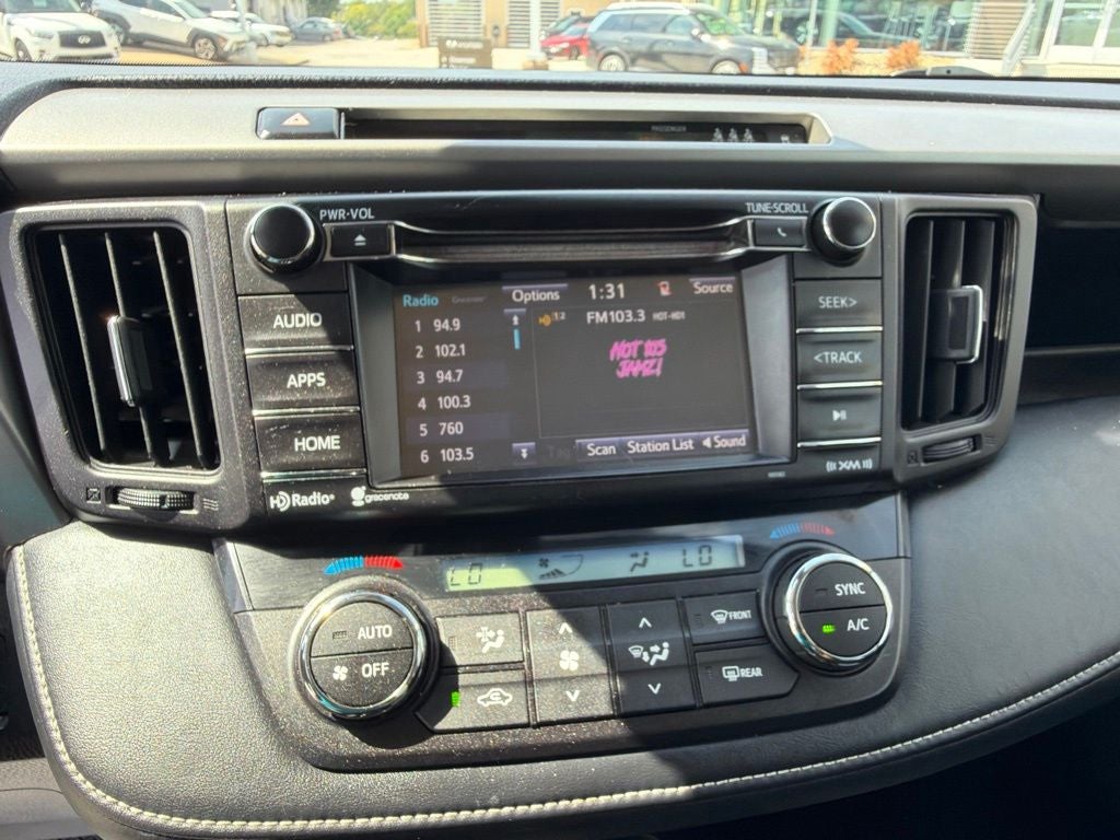 2017 Toyota RAV4 XLE