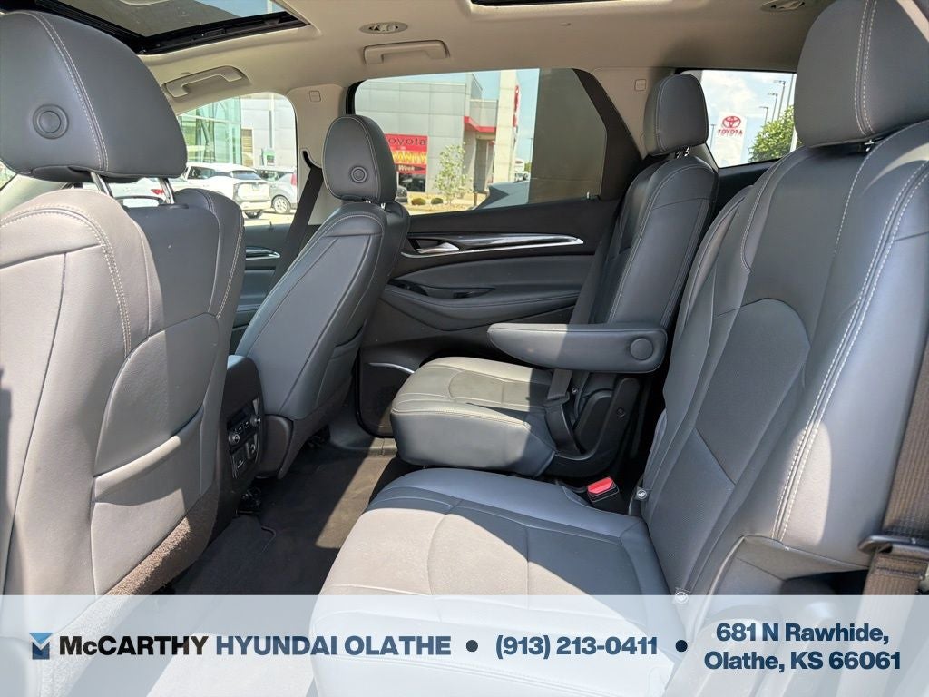 2021 Buick Enclave Essence