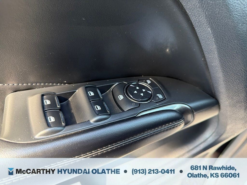 2015 Lincoln MKC Base