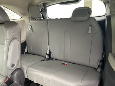 2021 Toyota Sienna XLE 8 Passenger