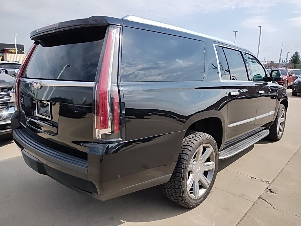 2018 Cadillac Escalade ESV Premium