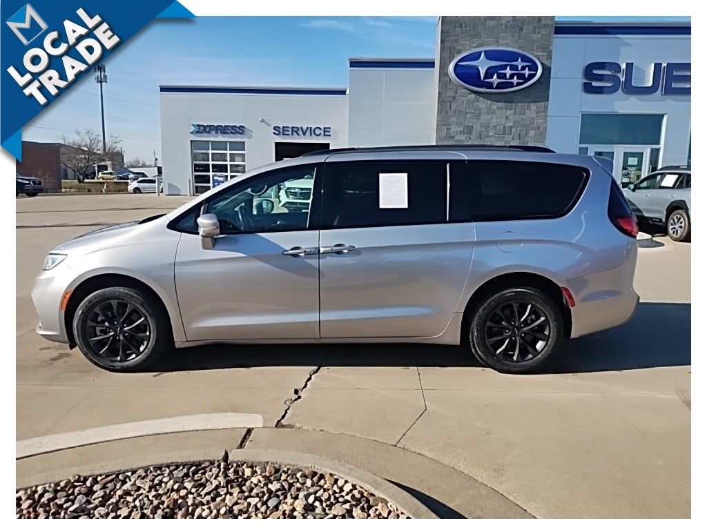 2021 Chrysler Pacifica Limited AWD