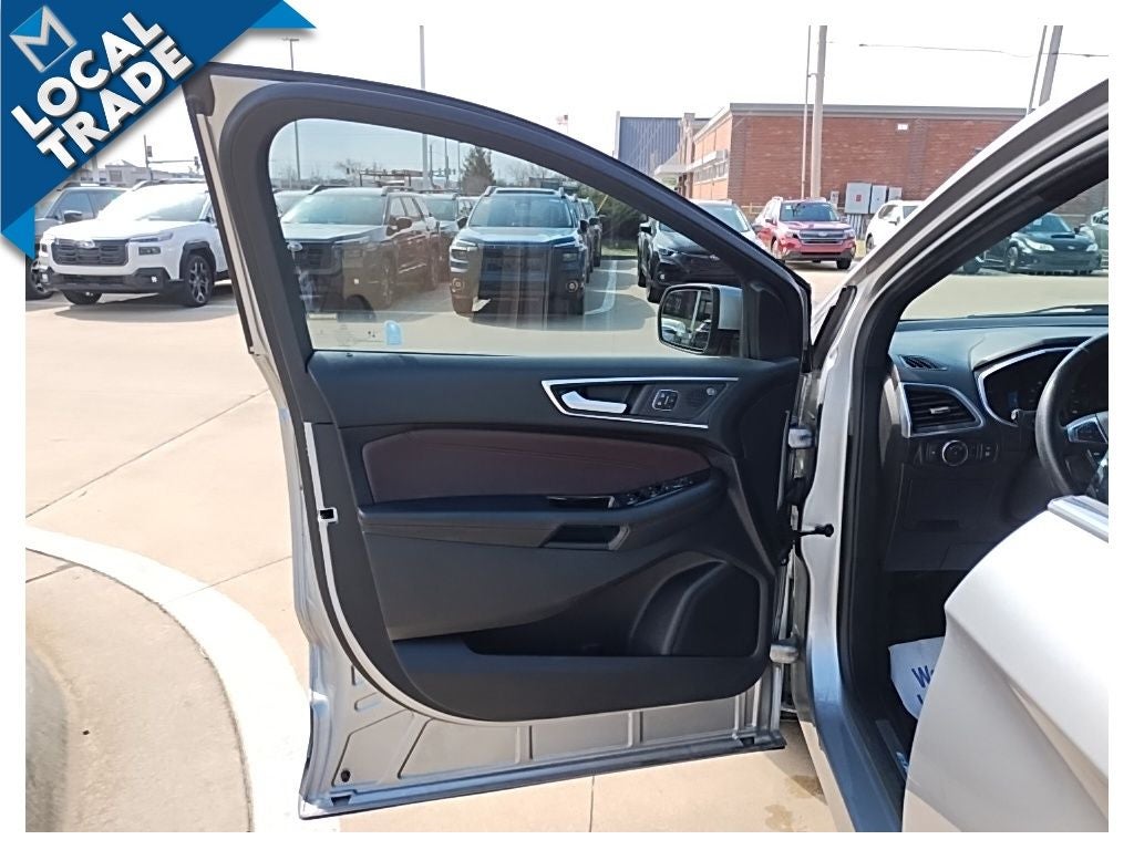 2020 Ford Edge Titanium