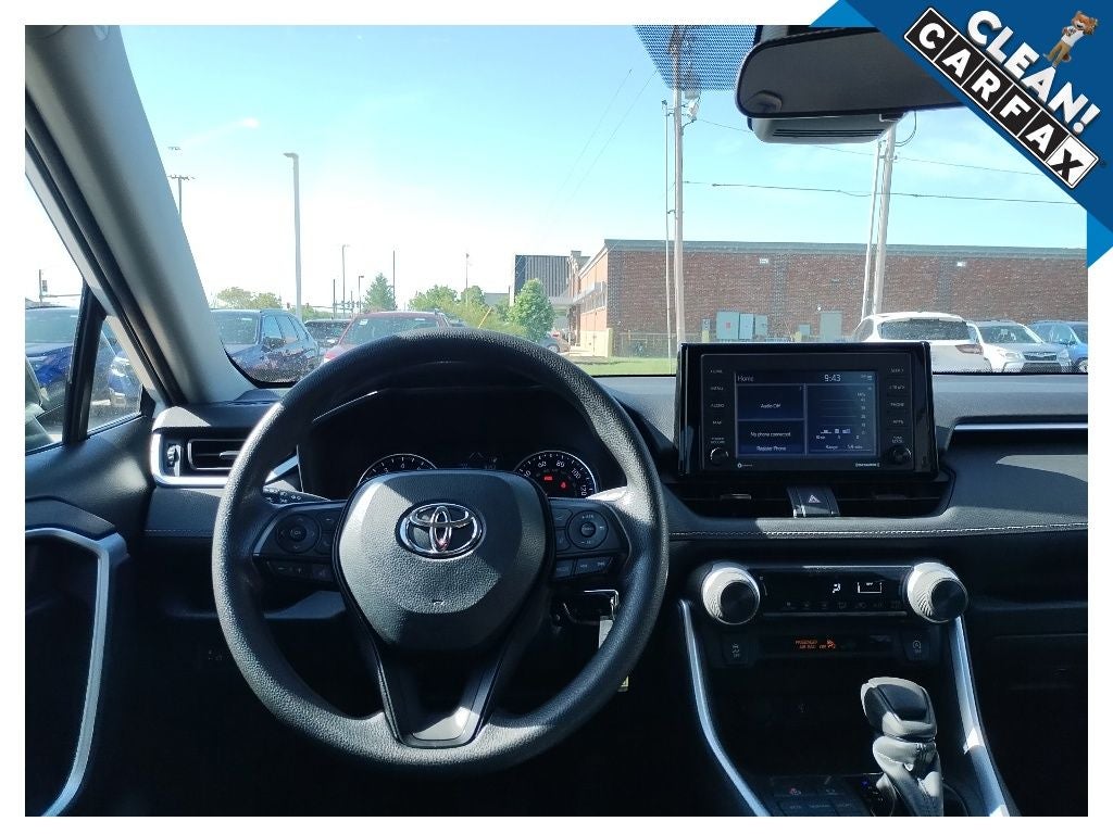 2022 Toyota RAV4 LE