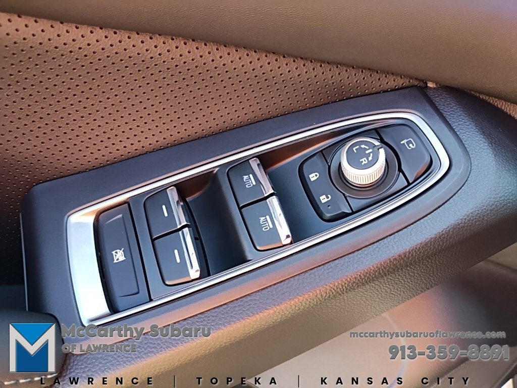 2027 Subaru Ascent Limited Package 32