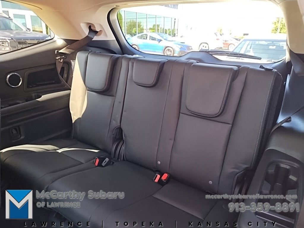 2027 Subaru Ascent Limited Package 32