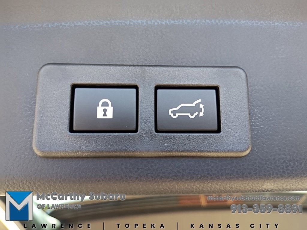 2027 Subaru Ascent Limited Package 32