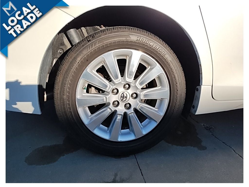 2013 Toyota Sienna AWD 7 Passenger