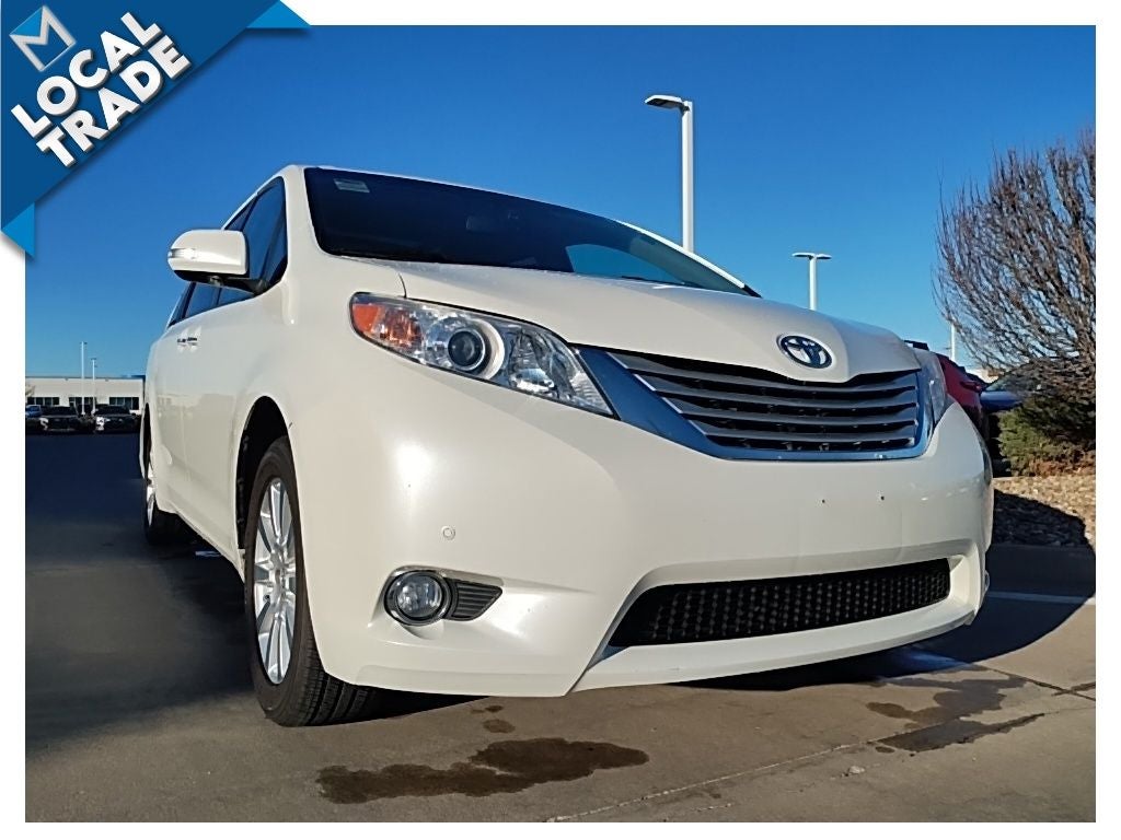 2013 Toyota Sienna AWD 7 Passenger