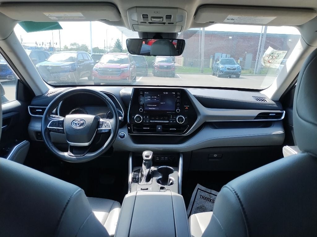 2022 Toyota Highlander XLE