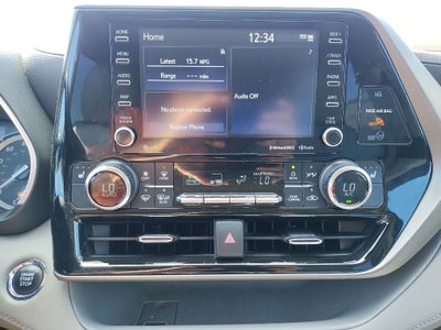 2022 Toyota Highlander XLE