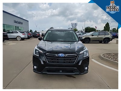2024 Subaru Forester Premium