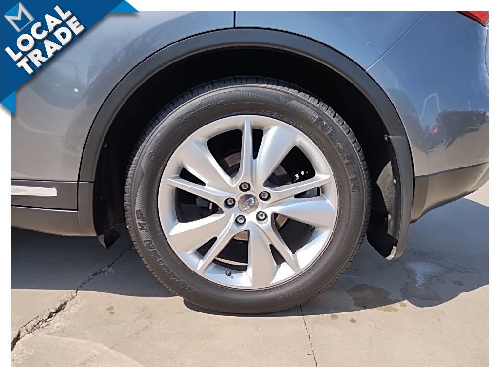 2016 INFINITI QX70 AWD