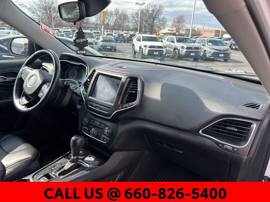 2019 Jeep Cherokee Trailhawk