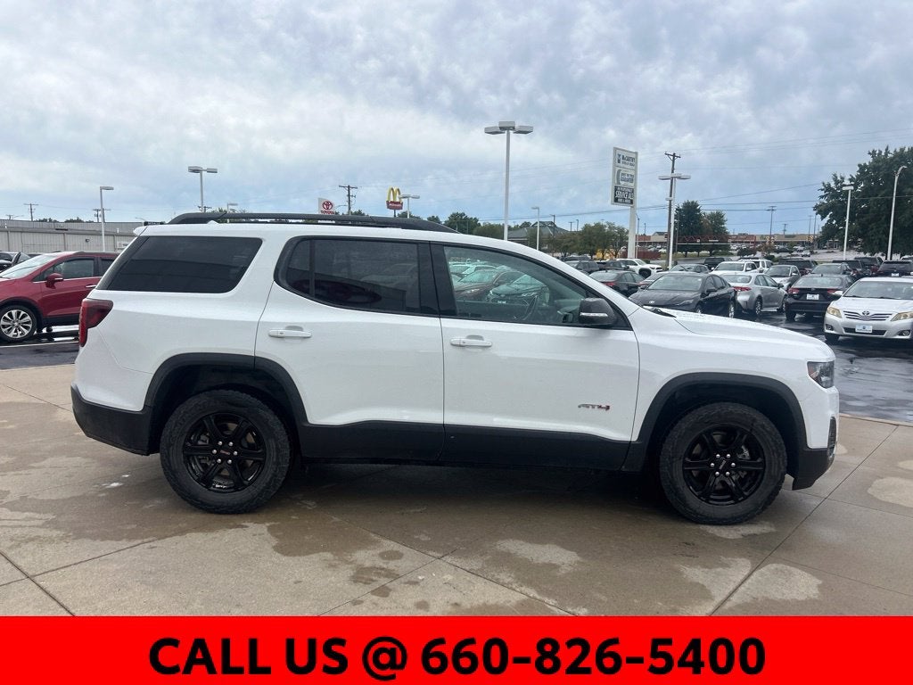 2023 GMC Acadia AT4