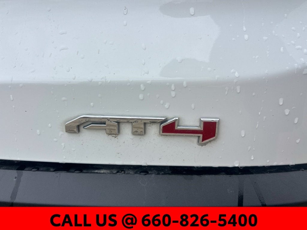 2023 GMC Acadia AT4