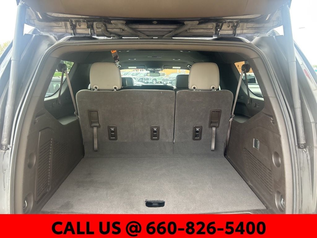 2023 Chevrolet Suburban LT