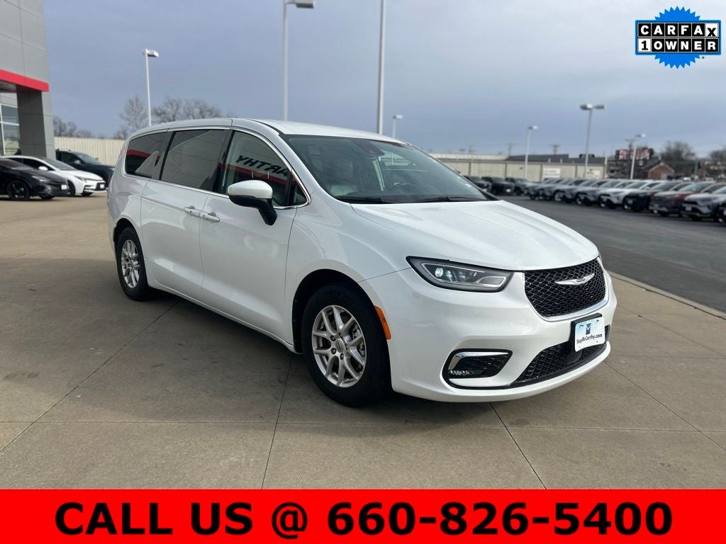 2023 Chrysler Pacifica Touring L