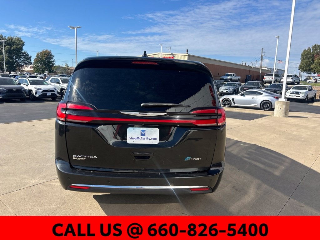 2023 Chrysler Pacifica Hybrid Touring L