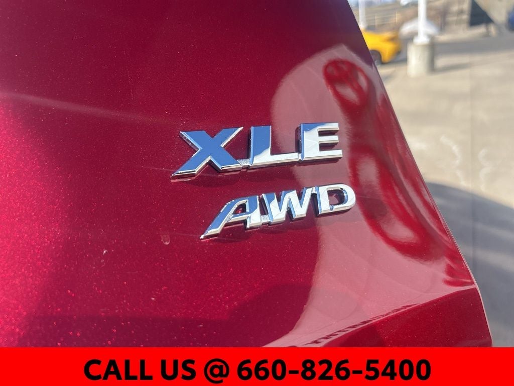 2025 Toyota RAV4 XLE Premium