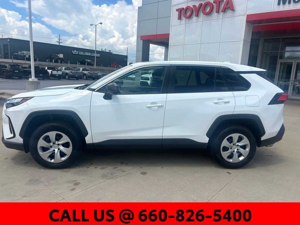 2023 Toyota RAV4 LE