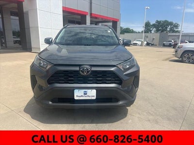 2020 Toyota RAV4 LE