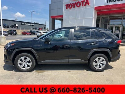 2020 Toyota RAV4 LE