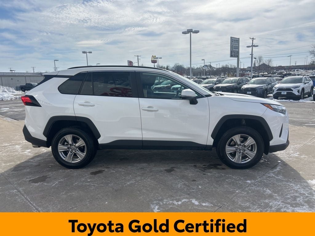 2025 Toyota RAV4 XLE