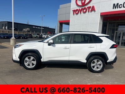 2020 Toyota RAV4 XLE