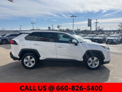 2020 Toyota RAV4 XLE