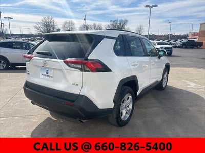 2020 Toyota RAV4 XLE