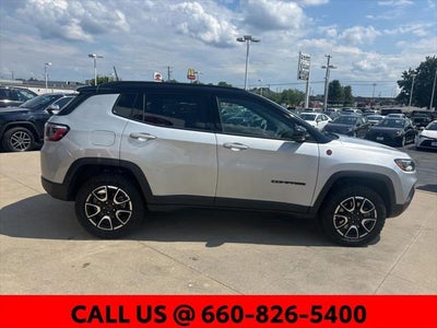 2025 Jeep Compass Trailhawk