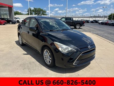 2017 Toyota Yaris iA Base