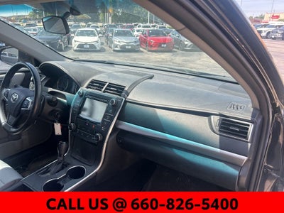 2017 Toyota Camry SE