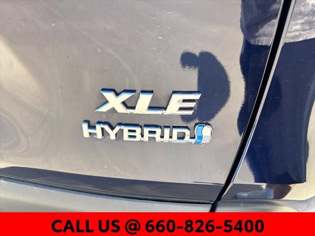 2022 Toyota RAV4 Hybrid XLE Premium