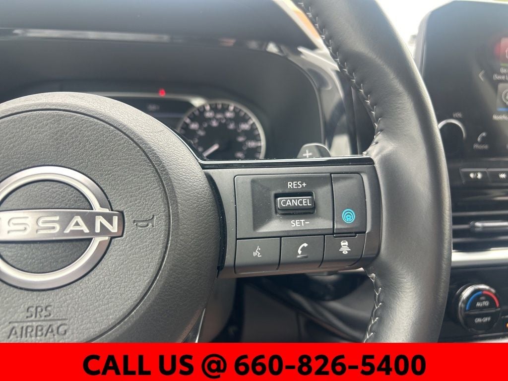 2025 Nissan Pathfinder SL