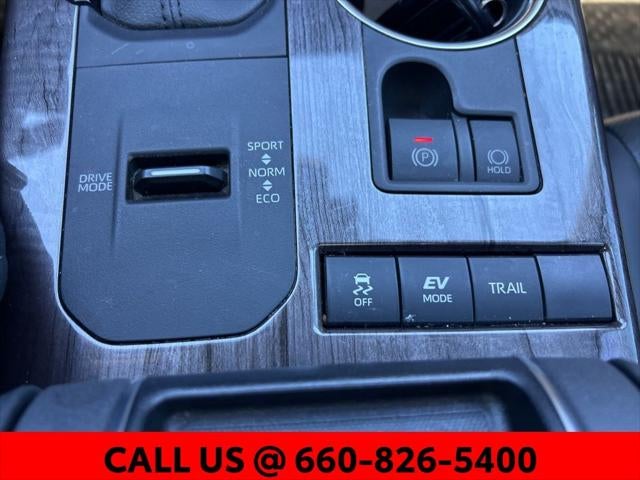 2021 Toyota Highlander Hybrid Platinum