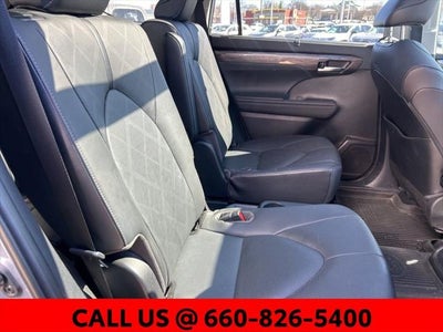 2021 Toyota Highlander Hybrid Platinum