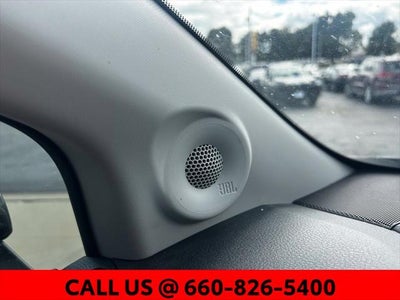2025 Toyota Sienna XLE 8 Passenger