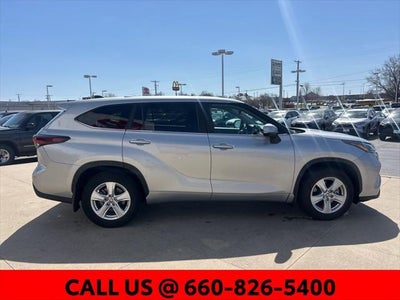 2024 Toyota Highlander LE