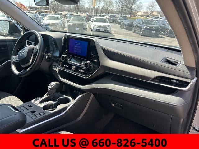 2024 Toyota Highlander LE