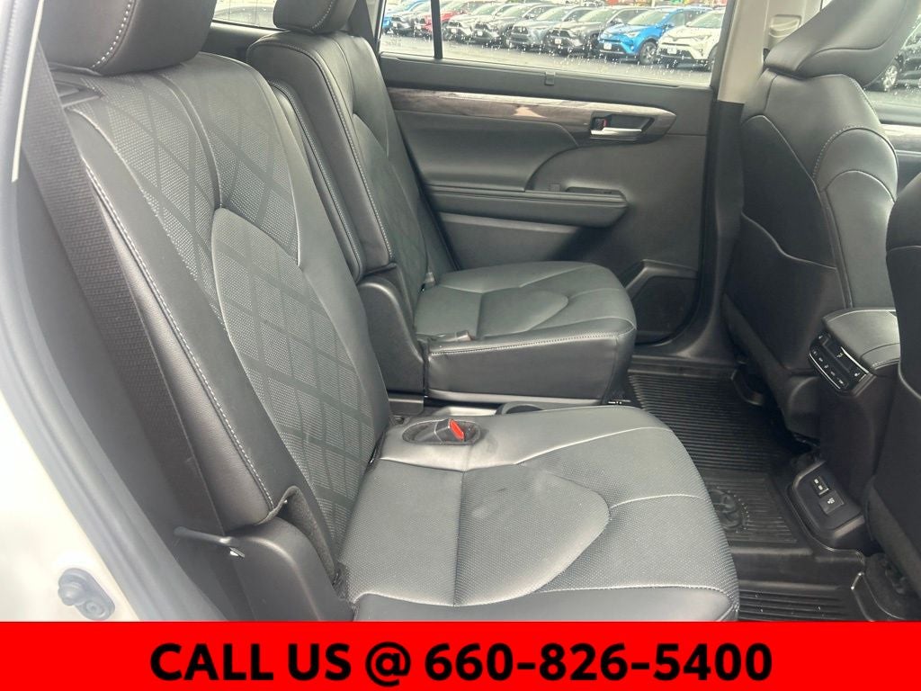 2024 Toyota Highlander Platinum