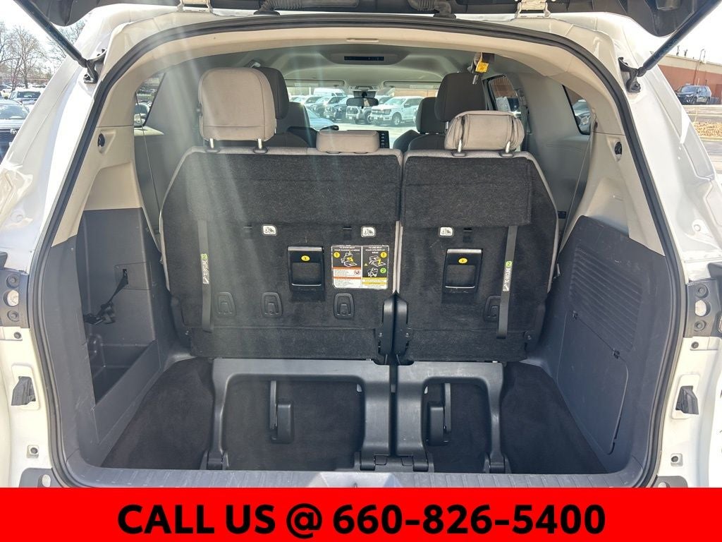2024 Toyota Sienna LE 8 Passenger