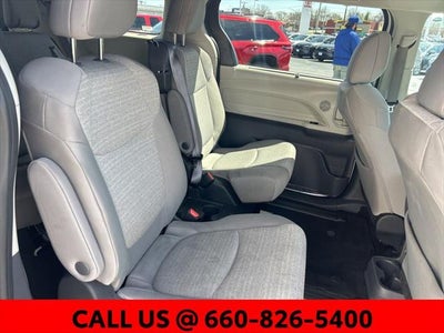 2024 Toyota Sienna LE 8 Passenger
