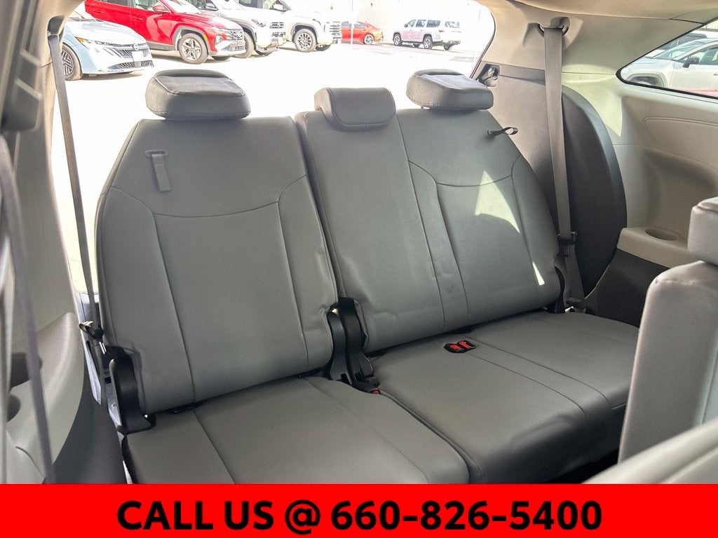 2023 Toyota Sienna XLE 8 Passenger